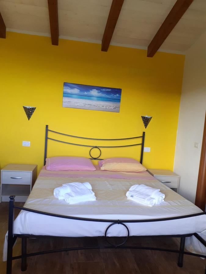 Gli Olivastri Con Piscina,Solarium, Vista Mare ,Sole -Mare E Tanta Natura ,Climatizzatore,Wifi 아글리엔투 외부 사진